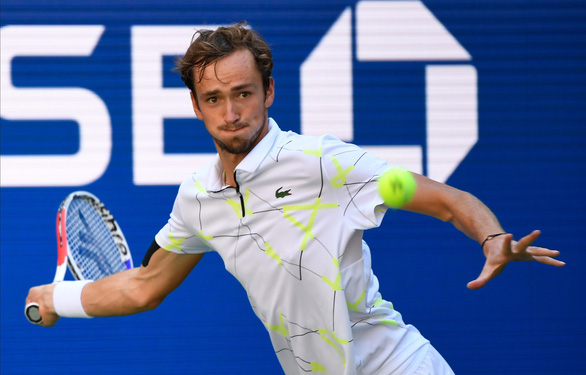Đánh bại Wawrinka, Medvedev lần đầu vào bán kết Giải Mỹ mở rộng - Ảnh 1. Đánh bại Wawrinka, Medvedev lần đầu vào bán kết Giải Mỹ mở rộng - Ảnh 1.
