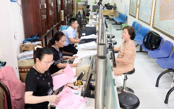 Báo chí đồng hành cùng TP trong cải cách hành chính - Ảnh 1. Báo chí đồng hành cùng TP trong cải cách hành chính - Ảnh 1.
