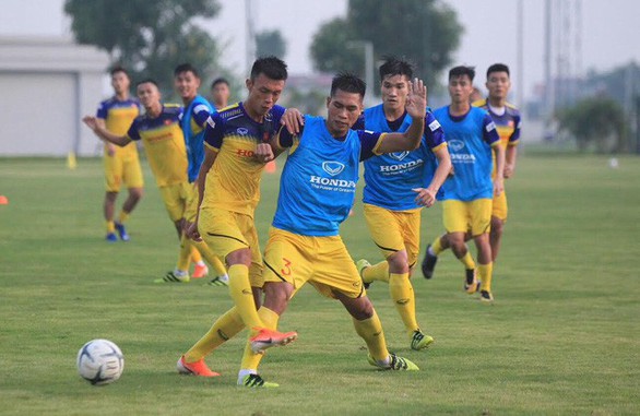 U22 Việt Nam được thay 11 cầu thủ trong trận giao hữu với U22 Trung Quốc - Ảnh 1. U22 Việt Nam được thay 11 cầu thủ trong trận giao hữu với U22 Trung Quốc - Ảnh 1.