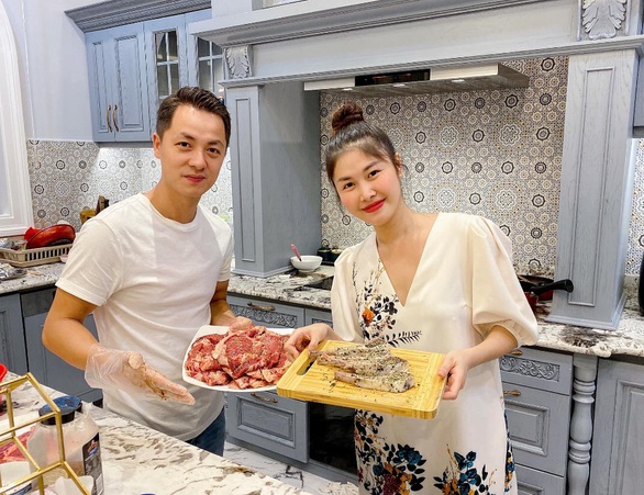 Chiêu làm mới món ngon ngày tết của hot mom Thủy Anh - Ảnh 2. Chiêu làm mới món ngon ngày tết của hot mom Thủy Anh - Ảnh 2.