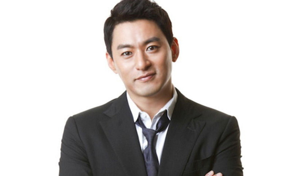 Joo Jin Mo lộ tin nhắn môi giới mại dâm cho Jang Dong Gun