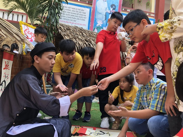 Cánh đồng quê giữa trường tiểu học trung tâm TP.HCM - Ảnh 2. Cánh đồng quê giữa trường tiểu học trung tâm TP.HCM - Ảnh 2.