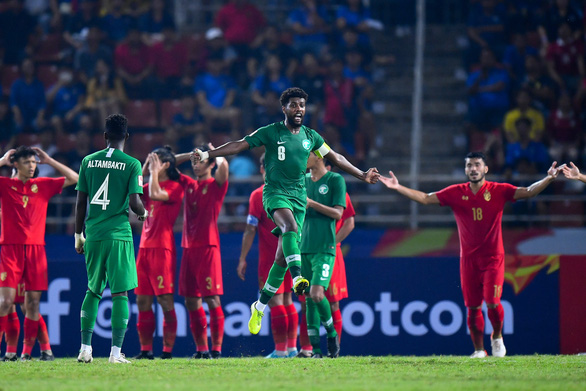 Thua U23 Saudi Arabia 0-1, chủ nhà Thái Lan vỡ mộng Olympic - Ảnh 1. Thua U23 Saudi Arabia 0-1, chủ nhà Thái Lan vỡ mộng Olympic - Ảnh 1.
