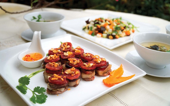 Bò kim tiền, ốc nấu thả, xào hạnh nhân... món thất truyền của Tết - Ảnh 2. Bò kim tiền, ốc nấu thả, xào hạnh nhân... món thất truyền của Tết - Ảnh 2.