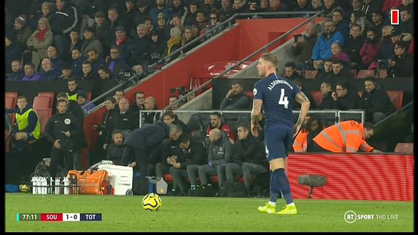 HLV Mourinho nhận ‘kết đắng’ vì nhìn trộm chiến thuật của Southampton - Ảnh 1. HLV Mourinho nhận ‘kết đắng’ vì nhìn trộm chiến thuật của Southampton - Ảnh 1.