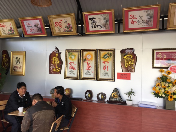 Thanh niên làng lập hội quán trình diễn phục vụ tết - Ảnh 2. Thanh niên làng lập hội quán trình diễn phục vụ tết - Ảnh 2.