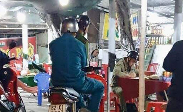 Quán bị tố chặt chém ở Long An đã đóng cửa - Ảnh 1. Quán bị tố chặt chém ở Long An đã đóng cửa - Ảnh 1.