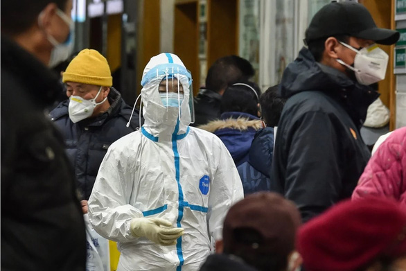 Phát hiện bất ngờ: Ca nhiễm virus corona đầu tiên không liên quan chợ hải sản Vũ Hán - Ảnh 1.