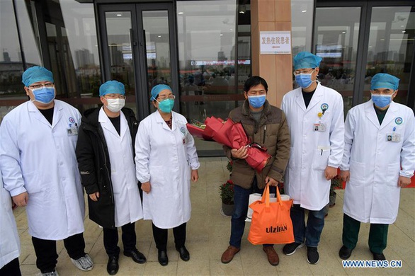Bệnh viện Trung Quốc xác nhận chữa khỏi 1 ca viêm phổi Vũ Hán - Ảnh 1. Bệnh viện Trung Quốc xác nhận chữa khỏi 1 ca viêm phổi Vũ Hán - Ảnh 1.