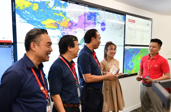 Vào trái tim điều hành hãng bay Vietjet trong dịp Tết - Ảnh 3. Vào trái tim điều hành hãng bay Vietjet trong dịp Tết - Ảnh 3.