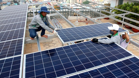 Trắc trở điện mặt trời - Ảnh 1. Trắc trở điện mặt trời - Ảnh 1.