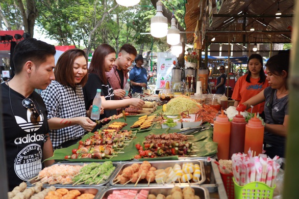 Ẩm thực Lễ hội Tết Việt - Tet Festival 2020 hút khách - Ảnh 4. Ẩm thực Lễ hội Tết Việt - Tet Festival 2020 hút khách - Ảnh 4.