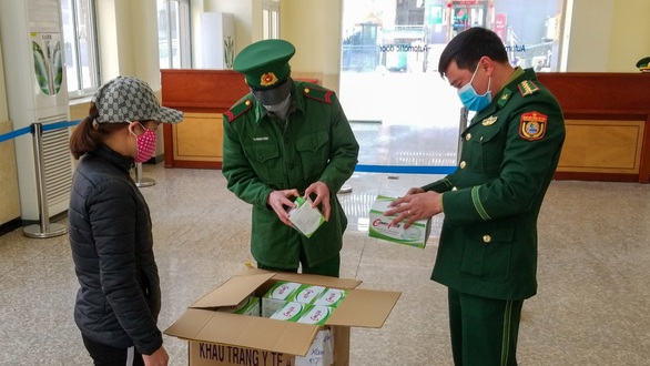 Cửa khẩu vắng như chùa Bà Đanh trong dịch cúm corona - Ảnh 7. Cửa khẩu vắng như chùa Bà Đanh trong dịch cúm corona - Ảnh 7.