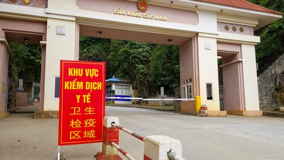 Cửa khẩu vắng như chùa Bà Đanh trong dịch cúm corona - Ảnh 11. Cửa khẩu vắng như chùa Bà Đanh trong dịch cúm corona - Ảnh 11.