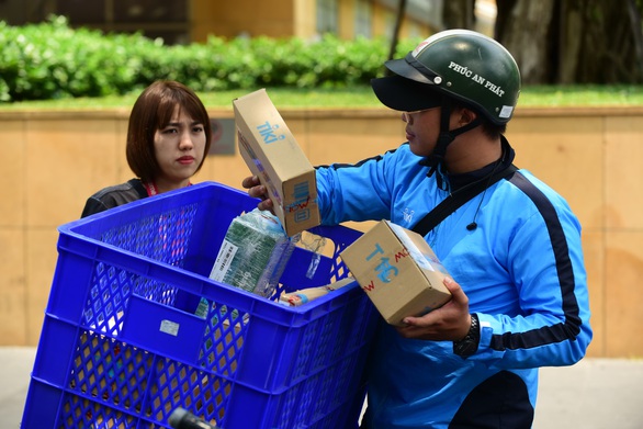 Sôi động trên online với chợ tết không biên giới - Ảnh 1. Sôi động trên online với chợ tết không biên giới - Ảnh 1.