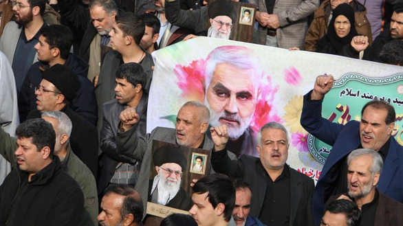 Giết chết Soleimani chẳng khác nào ám sát Bộ trưởng Quốc phòng Mỹ - Ảnh 1. Giết chết Soleimani chẳng khác nào ám sát Bộ trưởng Quốc phòng Mỹ - Ảnh 1.