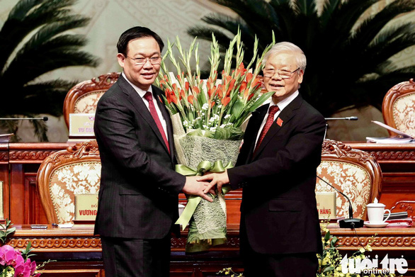 Mr. Vuong Dinh Hue is reelected secretary of Hanoi - Photo 1.