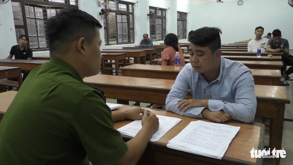 Phá đường dây đánh bạc 10.000 tỉ đồng do chủ doanh nghiệp có tiếng ở Đà Nẵng cầm đầu - Ảnh 2. Phá đường dây đánh bạc 10.000 tỉ đồng do chủ doanh nghiệp có tiếng ở Đà Nẵng cầm đầu - Ảnh 2.