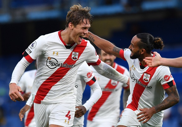 Mắc nhiều sai lầm, Chelsea bị Southampton cầm chân tại Stamford Bridge - Ảnh 5. Mắc nhiều sai lầm, Chelsea bị Southampton cầm chân tại Stamford Bridge - Ảnh 5.