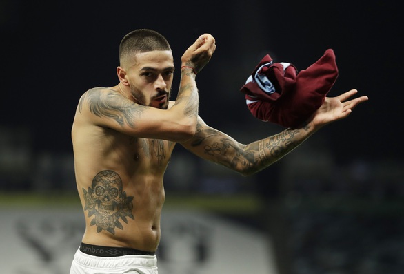 Chủ quan 10 phút cuối, Tottenham đánh rơi chiến thắng trước West Ham dù dẫn 3-0 - Ảnh 5. Chủ quan 10 phút cuối, Tottenham đánh rơi chiến thắng trước West Ham dù dẫn 3-0 - Ảnh 5.