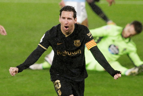 Làm cho đối phương phản lưới, Messi giúp 10 người Barca đánh bại Celta Vigo - Ảnh 1. Làm cho đối phương phản lưới, Messi giúp 10 người Barca đánh bại Celta Vigo - Ảnh 1.