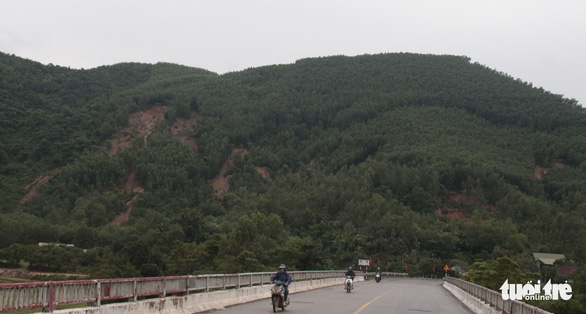Xuất hiện nhiều điểm sạt lở chưa từng có ở Tuyên Hóa, Quảng Bình - Ảnh 6.