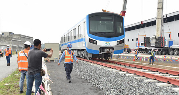 Mỗi tuyến metro giúp giảm 39 đến 56 tấn khí thải CO2 mỗi năm - Ảnh 1.