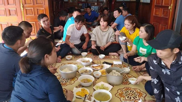 Khách sạn, tiệm sửa xe, quán cà phê ở Hà Tĩnh miễn phí cho bà con - Ảnh 3.
