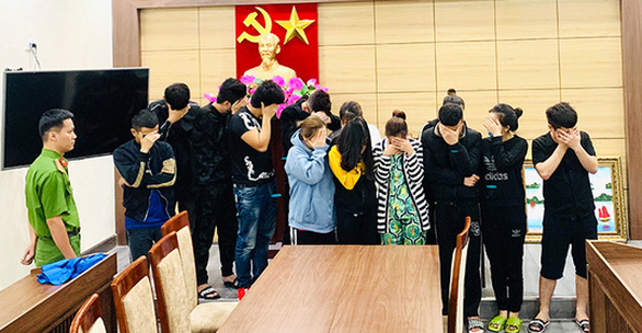 Bắt nhóm lập fanpage giả công ty tài chính chiếm đoạt hàng tỉ đồng - Ảnh 2. Bắt nhóm lập fanpage giả công ty tài chính chiếm đoạt hàng tỉ đồng - Ảnh 2.
