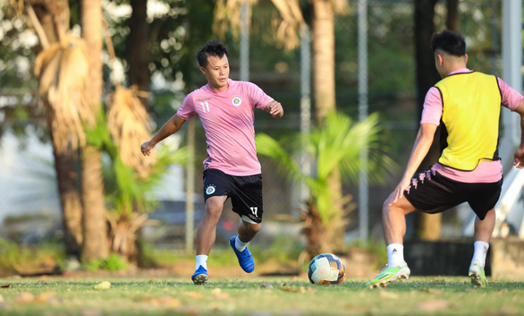 Thành Lương dè chừng Hoàng Đức trước đại chiến Viettel - Hà Nội FC - Ảnh 1. Thành Lương dè chừng Hoàng Đức trước đại chiến Viettel - Hà Nội FC - Ảnh 1.