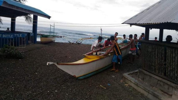 The Philippines evacuated more than 200,000 people to avoid 'the strongest super typhoon Goni in the world' - Photo 4.