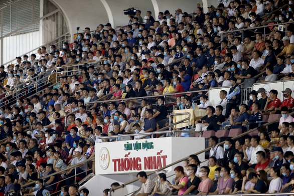 Thua hoài, đá cho vui gì nổi Hoàng Anh Gia Lai? - Ảnh 2. Thua hoài, đá cho vui gì nổi Hoàng Anh Gia Lai? - Ảnh 2.