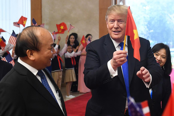 Vì sao người Việt ở Mỹ ủng hộ ông Trump nhiều hơn? - Ảnh 2.