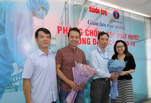 Sốt xuất huyết, tay chân miệng, COVID-19... cùng lúc, phòng tránh thế nào? - Ảnh 1. Sốt xuất huyết, tay chân miệng, COVID-19... cùng lúc, phòng tránh thế nào? - Ảnh 1.