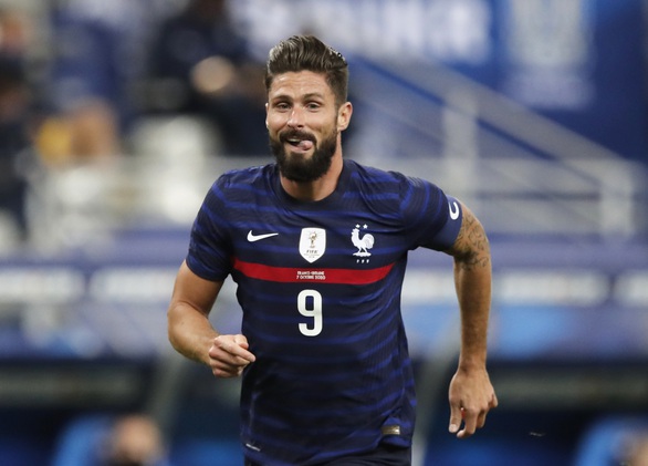 Lập cú đúp trong trận thắng Ukraine, Giroud qua mặt Platini - Ảnh 1. Lập cú đúp trong trận thắng Ukraine, Giroud qua mặt Platini - Ảnh 1.