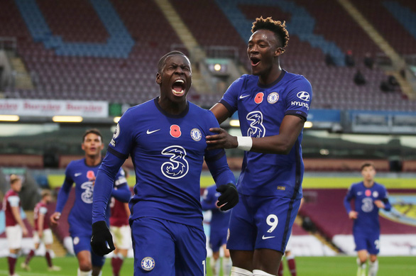 Premier League sáng 1-11: Chelsea đại thắng, Liverpool chiếm ngôi đầu bảng - Ảnh 2. Premier League sáng 1-11: Chelsea đại thắng, Liverpool chiếm ngôi đầu bảng - Ảnh 2.