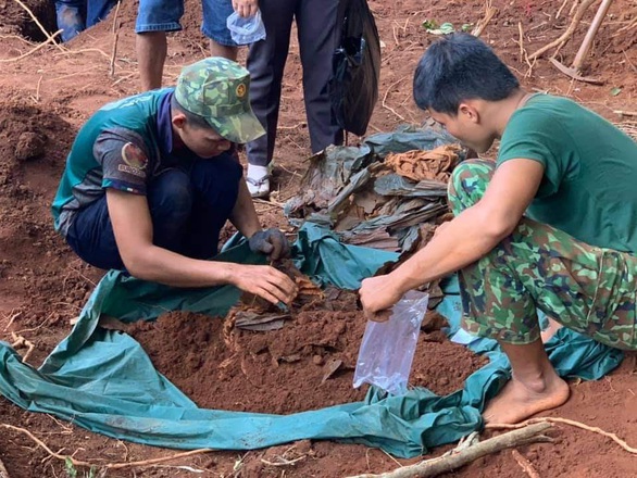 Bình Phước mở rộng phạm vi tìm kiếm, quy tập thêm được 9 hài cốt liệt sĩ - Ảnh 1. Bình Phước mở rộng phạm vi tìm kiếm, quy tập thêm được 9 hài cốt liệt sĩ - Ảnh 1.