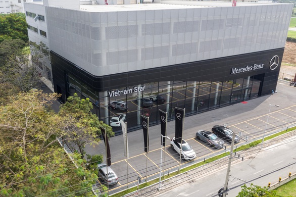 Mercedes-Benz Vietnam Star triển khai dịch vụ ‘sơn nhanh trong ngày’ - Ảnh 2. Mercedes-Benz Vietnam Star triển khai dịch vụ ‘sơn nhanh trong ngày’ - Ảnh 2.