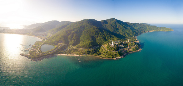 Đà Nẵng: khách sạn, resort 5 sao vào cuộc giảm giá kích cầu du lịch - Ảnh 1. Đà Nẵng: khách sạn, resort 5 sao vào cuộc giảm giá kích cầu du lịch - Ảnh 1.