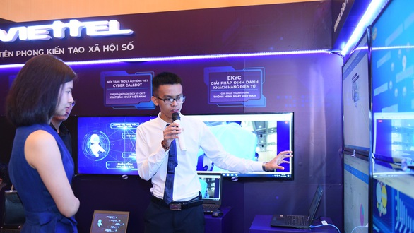 Viettel chia sẻ kinh nghiệm xây dựng thương hiệu với các doanh nghiệp Make in Vietnam - Ảnh 2. Viettel chia sẻ kinh nghiệm xây dựng thương hiệu với các doanh nghiệp Make in Vietnam - Ảnh 2.
