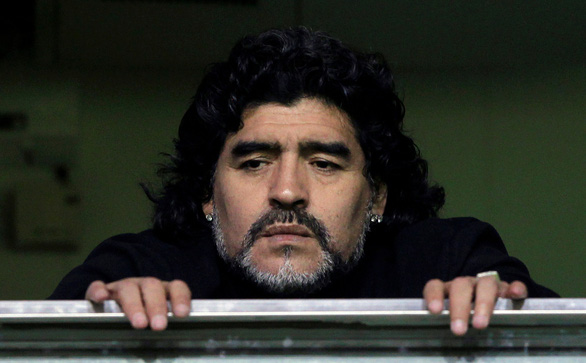 Sốc: Huyền thoại Maradona qua đời vì bệnh tim - Ảnh 1.