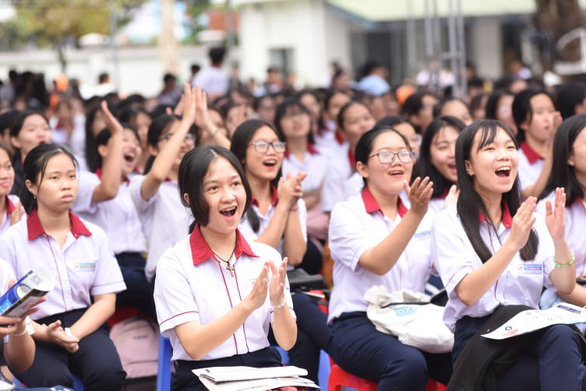 Học tốt khối thi này nhưng muốn vào ngành xét tuyển khối khác, phải làm sao? - Ảnh 3.