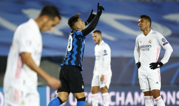 Real Madrid thắng nghẹt thở Inter nhờ cầu thủ 19 tuổi - Ảnh 2. Real Madrid thắng nghẹt thở Inter nhờ cầu thủ 19 tuổi - Ảnh 2.
