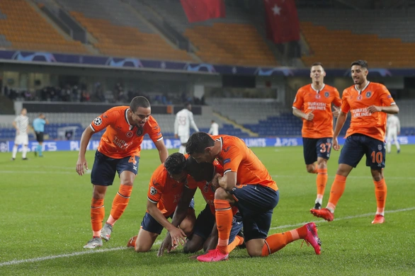 Man United thua sốc CLB của Thổ Nhĩ Kỳ ở Champions League - Ảnh 1. Man United thua sốc CLB của Thổ Nhĩ Kỳ ở Champions League - Ảnh 1.