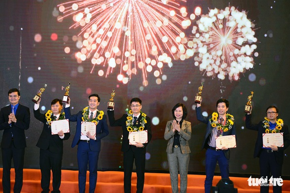 qua cau vang 3