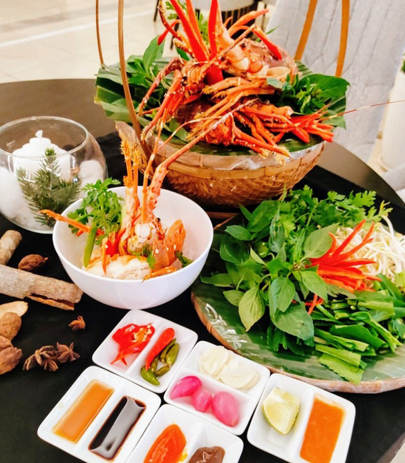 Vinpearl khoe món ăn quốc dân trong Lễ hội phở năm châu - Ảnh 9. Vinpearl khoe món ăn quốc dân trong Lễ hội phở năm châu - Ảnh 9.