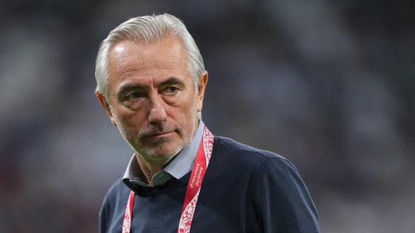 Bổ nhiệm lại Bert Van Marwijk, UAE có muốn dự World Cup không? - Ảnh 1. Bổ nhiệm lại Bert Van Marwijk, UAE có muốn dự World Cup không? - Ảnh 1.