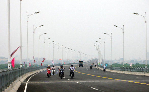 Hanoi will have 10 more bridges over the Red River - Photo 1.