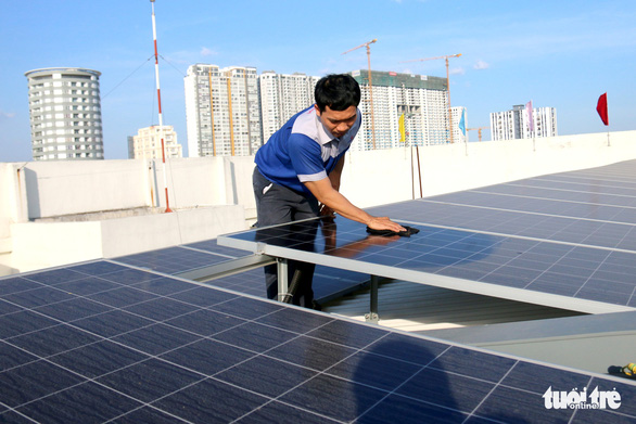 Vẫn còn khoảng trống khiến người dân doanh nghiệp ngại lắp điện mặt trời - Ảnh 1.