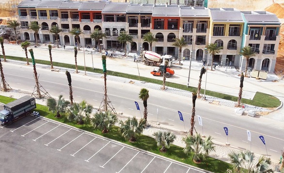 Shophouse ven biển làm dậy sóng thị trường Phan Thiết - Ảnh 1. Shophouse ven biển làm dậy sóng thị trường Phan Thiết - Ảnh 1.